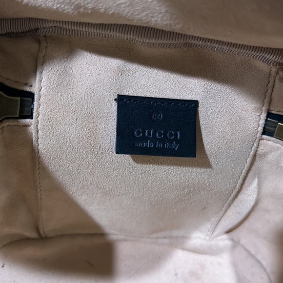 SOLD / Gucci Marmont chain backpack - Picture 8 of 11